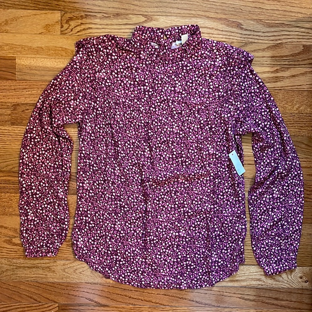 NWT Amazon Essentials floral blouse